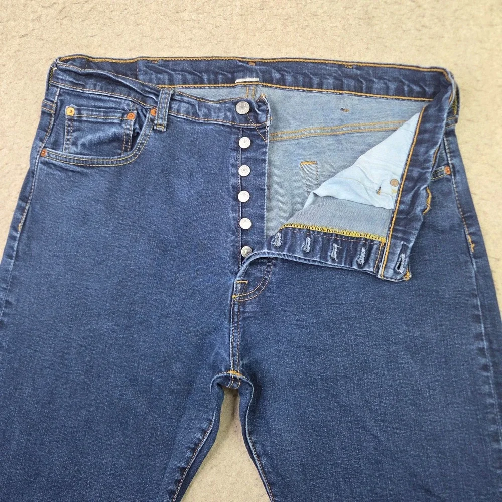 Levi's 501 Jeans Mens 40x34 Blue Button Fly 100% Cotton 5-Pocket Straight Denim